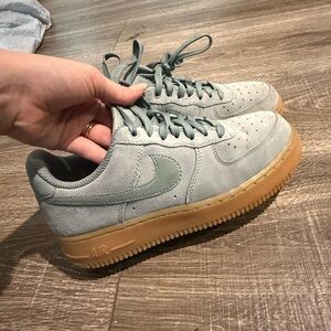 Nike WOMENS AIR FORCE 1 ´07 mint green suede